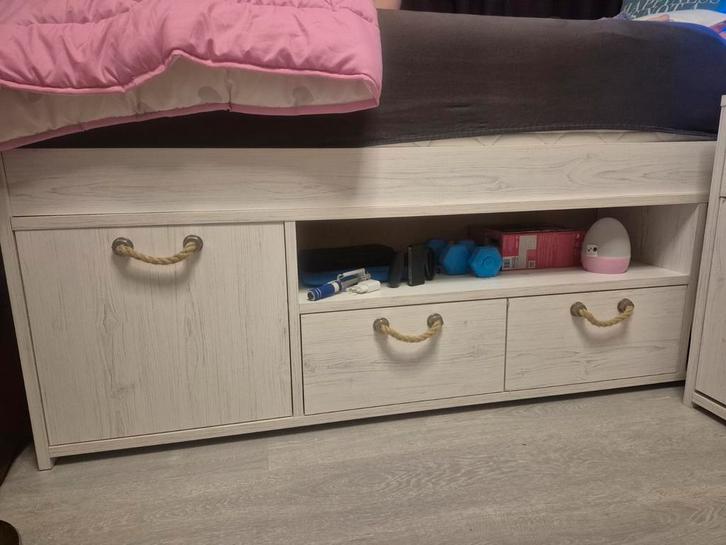 Gratis!! Halfhoogslaper 90x200 met kledingkast en bureau, Kinderen en Baby's, Kinderkamer | Complete kinderkamers, Gebruikt, Jongetje of Meisje