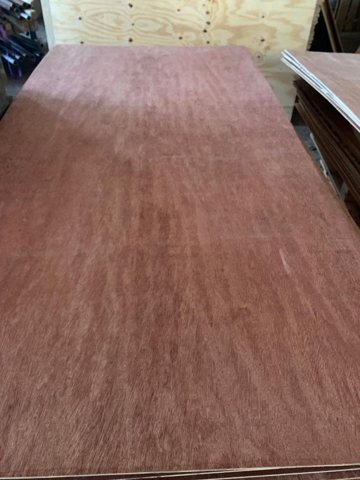 Okoume multiplex triplex watervast Caravan, Camper ,Boot Van, Doe-het-zelf en Verbouw, Hout en Planken, Zo goed als nieuw, Overige typen