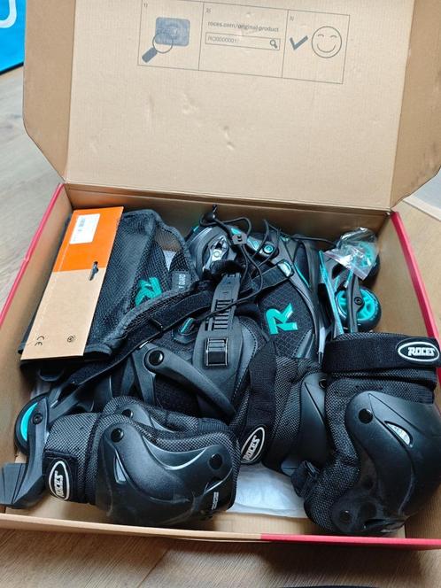 Roces Icon W 80 (Zwart/Aqua) + Beschermers - Ongebruikt, Sport en Fitness, Skeelers, Nieuw, Inline skates 4 wielen, Roces, Ophalen