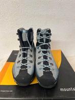 Winter wandelschoenen dames -La Sportiva-Maat 37.5, Ophalen, Zo goed als nieuw, Schoenen