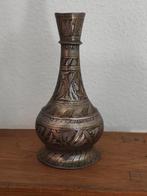 Oosterse vaas met gravures, Ophalen of Verzenden