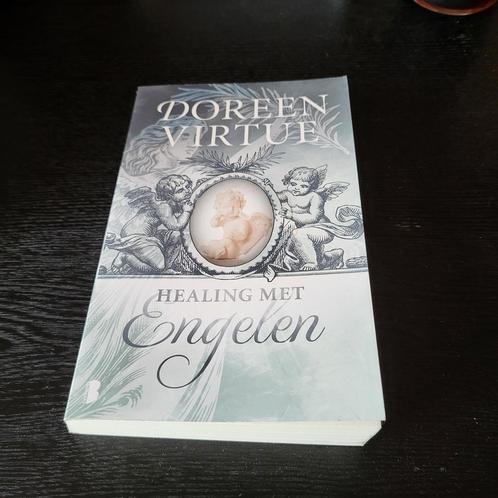 Doreen Virtue - Healing met engelen, Boeken, Esoterie en Spiritualiteit, Zo goed als nieuw, Ophalen of Verzenden