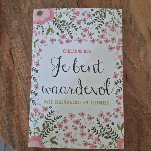 Carianne Ros - Je bent waardevol, Boeken, Godsdienst en Theologie, Zo goed als nieuw, Ophalen of Verzenden