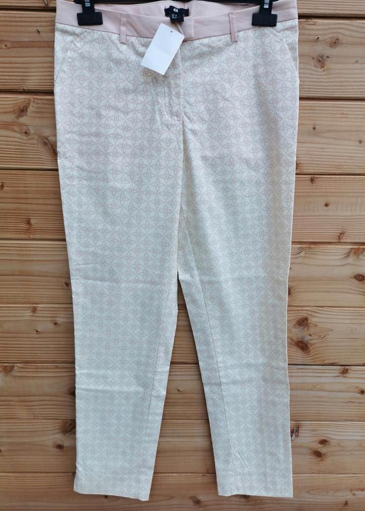 H&M broek met print mt. 38, Kleding | Dames, Broeken en Pantalons, Nieuw, Maat 38/40 (M), Overige kleuren, Lang, Verzenden