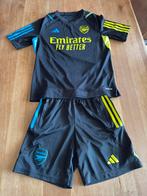 Arsenal 154 2023/2024 teneu, I.Z.G.S, Sport en Fitness, Voetbal, Maat XS of kleiner, Ophalen of Verzenden, Zo goed als nieuw, Set