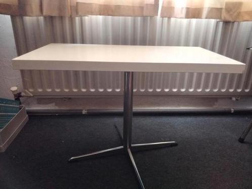 Vintage / retro tafel met draaibaar blad, Huis en Inrichting, Tafels | Bijzettafels, Gebruikt, Rechthoekig, 45 tot 60 cm, 75 cm of meer
