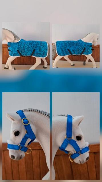 Schleich halster en deken blauw beschikbaar voor biedingen