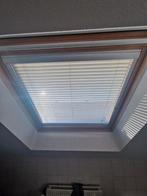 Velux luxaflex raambekleding, Huis en Inrichting, Ophalen, Gebruikt, Velux luxaflex, 100 tot 150 cm