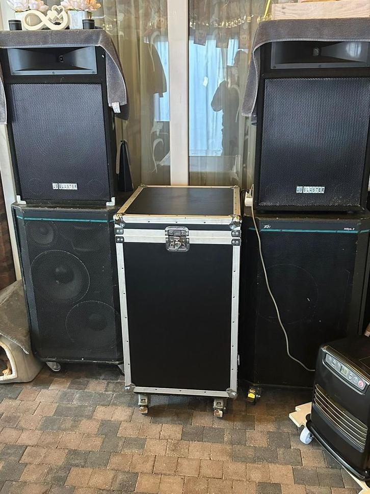 Complete licht- en geluidsset – €2000 (alles in één verkoop), Muziek en Instrumenten, Versterkers | Keyboard, Monitor en PA, Gebruikt