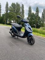 Piaggio zip 4 takt, in goede staat, Ophalen, Zo goed als nieuw, Benzine, Zip