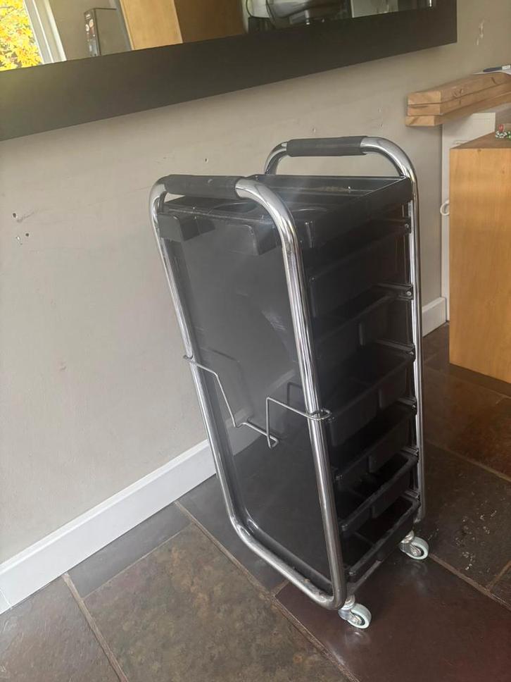 Kappers trolly, Huis en Inrichting, Kasten | Ladekasten, Ophalen