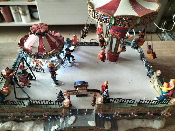 Kerstdorp kermis plein, Diversen, Kerst, Zo goed als nieuw, Ophalen of Verzenden