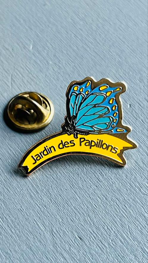Vlinder Tuin pin, Verzamelen, Speldjes, Pins en Buttons, Zo goed als nieuw, Ophalen of Verzenden