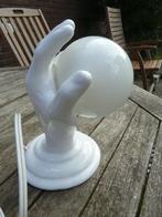 Vintage porseleinen wandlamp hand met bol, jaren 80, Antiek en Kunst, Ophalen