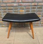 Vintage jaren 50-60 voetenbankje/ krukje., Ophalen, Zo goed als nieuw, Rechthoekig, 50 tot 75 cm