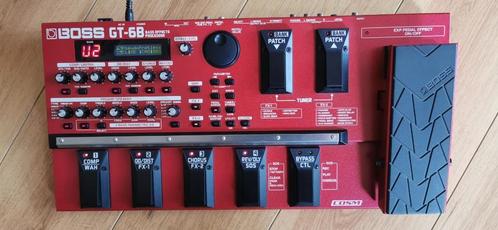 BOSS GT-6B - Bass multi-effect processor, Muziek en Instrumenten, Effecten, Zo goed als nieuw, Chorus, Delay of Echo, Distortion, Overdrive of Fuzz