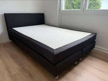 Boxspring 140x 210 , extra lang! beschikbaar voor biedingen