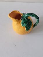 15 cm hoge kan in de vorm van een citroen, Huis en Inrichting, Keuken | Servies, Ophalen of Verzenden, Overige materialen, Overige stijlen