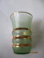 glazen kan 15 cm. hoog en glas 11 cm. hoog met goud banden, Ophalen of Verzenden