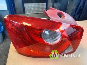 Achterlicht links van een Seat Ibiza beschikbaar voor biedingen