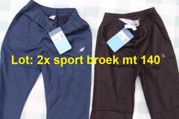 Lot 2x Rucanor sport broek mt 140 met voering nieuw met kaar beschikbaar voor biedingen