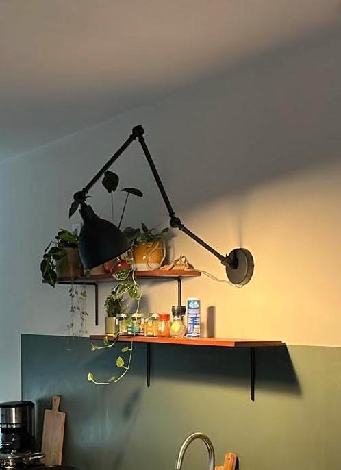 2 zwarte wandlampen – verstelbaar met 3 en 4 scharnieren, Huis en Inrichting, Lampen | Wandlampen, Zo goed als nieuw, Ophalen of Verzenden