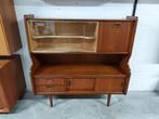 Vintage dressoir, sideboard met vitrine deel, Huis en Inrichting, Kasten | Vitrinekasten, Met deur(en), Overige materialen, Minder dan 100 cm