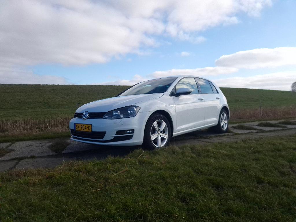 Volkswagen Golf 1.4 CUP TSI 92KW 5D 2015 Wit, Auto's, Volkswagen, Voorwielaandrijving, 125 pk, 4 cilinders, Overige bekleding