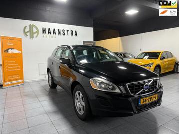 Volvo XC60 2.0 T5 Momentum Navigatie Dealer Auto, NAP, Nieuw beschikbaar voor biedingen