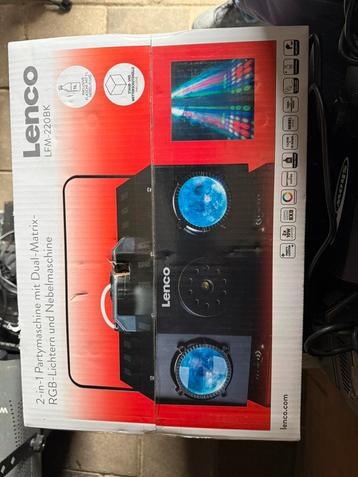 Lichteffect met ingebouwde rookmachine nieuw beschikbaar voor biedingen