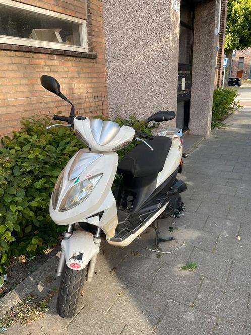 Scooter beeline, Fietsen en Brommers, Scooters | SYM, Gebruikt, Overige modellen, Ophalen of Verzenden