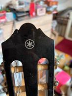 zwarte Yamaha C40 klassieke gitaar. Gebruikt, Ophalen, Gebruikt