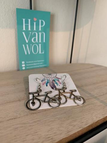Fiets oorbellen beschikbaar voor biedingen