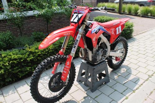 Crossmotor Honda CRF 250 2024 met 27,5 uur. Leuke extra´s!, Motoren, Motoren | Honda, Bedrijf, Crossmotor, 12 t/m 35 kW, 1 cilinder