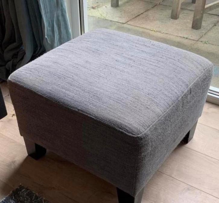 Ikea Tidafors Poef / Voetenbank, Huis en Inrichting, Banken | Voetenbanken en Poefen, Zo goed als nieuw, 50 tot 75 cm, Vierkant