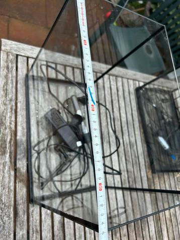 Super fish aquarium van 25l met pomp en verwarming beschikbaar voor biedingen