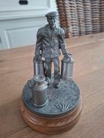 Tinnen Beeld Boer met Melkbussen, Ophalen of Verzenden