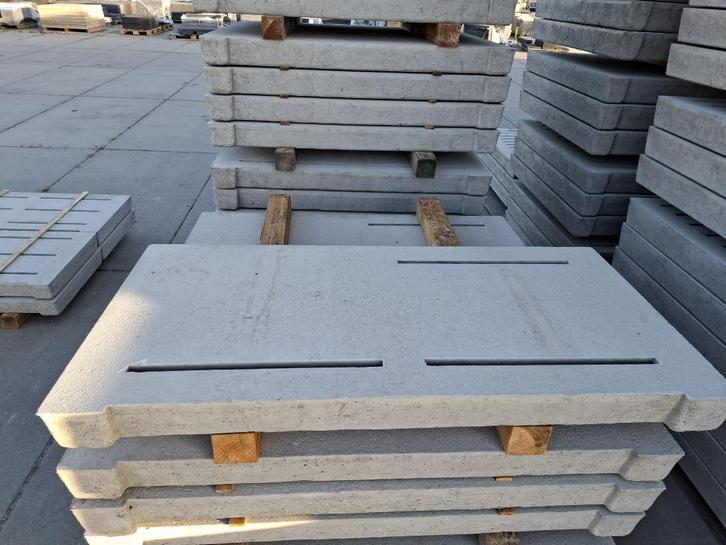 Betonrooster met 3 gleuven 120x60x10cm €15/m2 55 stuks, Tuin en Terras, Tegels en Klinkers, Nieuw, Overige typen, Beton, 10 m² of meer