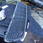 Mercedes W203 2002  Grille, Gebruikt, -, -, Ophalen of Verzenden