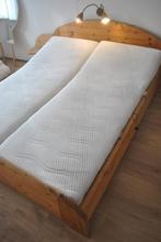 Tweepersoonsbed, hout, auping spiralen en nette matrassen, Huis en Inrichting, 160 cm, Gebruikt, Landelijk, 210 cm