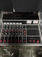 Bieden Mengpaneel 60 jaar oud met 3 boxen zonder standaards, Ophalen, Gebruikt