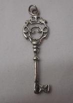 Zilveren hanger sleutel nr.1843, Ophalen of Verzenden, Zo goed als nieuw, Zilver, Zilver