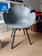 2 grijze draaiende kuipstoelen met metalen poten. 30€/stk, Ophalen, Gebruikt, Twee, Danish Design