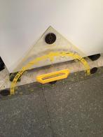 Geodriehoek voor schoolbord - magnetisch, Diversen, Schoolborden, Ophalen of Verzenden, Whiteboard