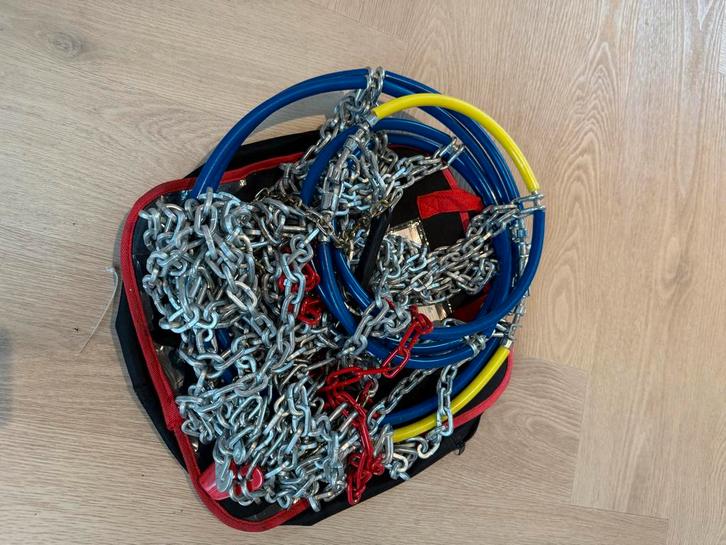 Sneeuwkettingen RV270 - Nieuwstaat 17” 18” 19” 20” 21” 22”, Auto diversen, Sneeuwkettingen, Nieuw, Ophalen of Verzenden