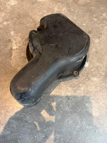 Porsche 944 dynamo koelkap 951603115 beschikbaar voor biedingen