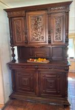 Antieke Jagerskast met Houtsnijwerk, Ophalen