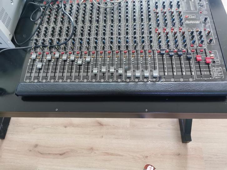 studio master mixdown 16 4 8 gold mengpaneel midi, Muziek en Instrumenten, Mengpanelen, Gebruikt, 10 tot 20 kanalen, Ophalen