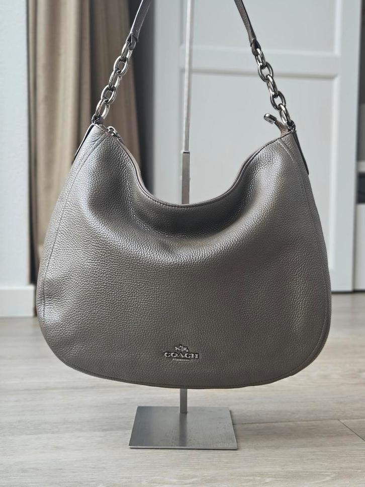 Coach Chelsea 32 hobo schoudertas van leer, Sieraden, Tassen en Uiterlijk, Tassen | Damestassen, Gebruikt, Schoudertasje, Bruin