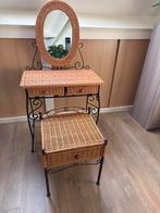 Rotan kaptafel met spiegel en nachtkastje, Huis en Inrichting, Tafels | Kaptafels, Ophalen, 100 tot 150 cm, 50 tot 100 cm, Zo goed als nieuw